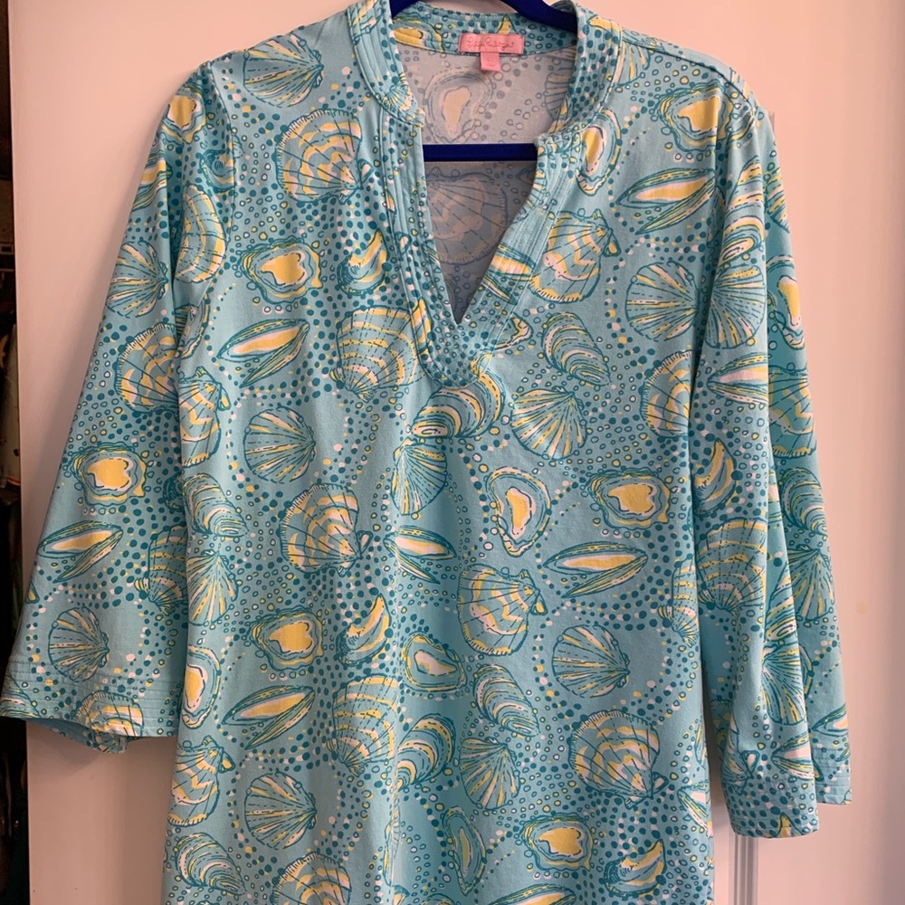 Lilly Pultizer coastal print top